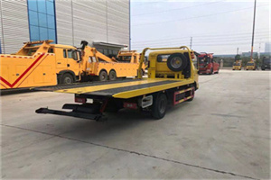 章贡非事故拖车