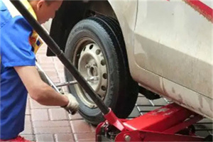 章贡附近拖车24小时服务热线电话